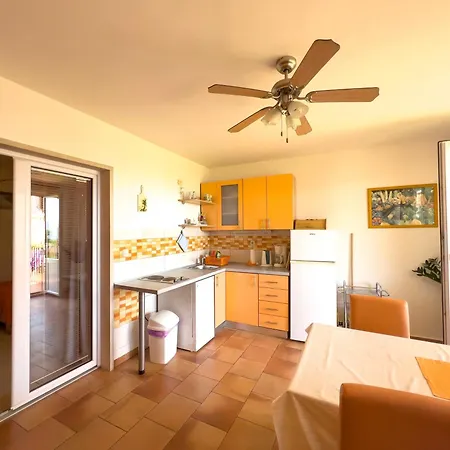 Panda Apartmán Bol